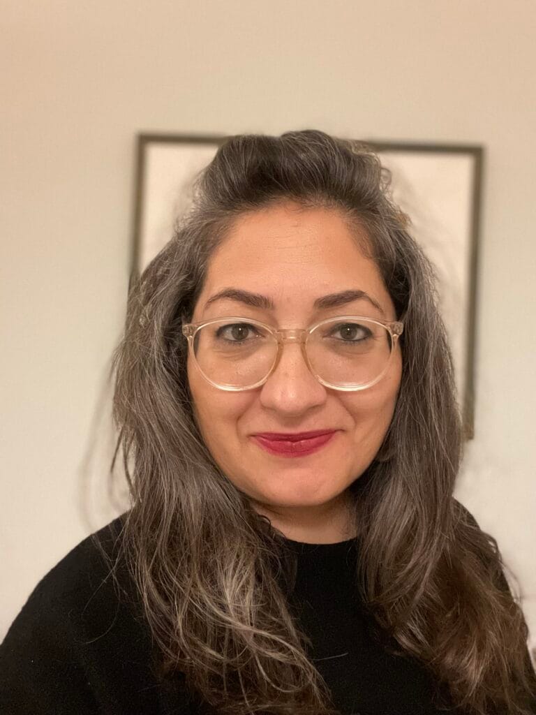 Golrokh Esmaili